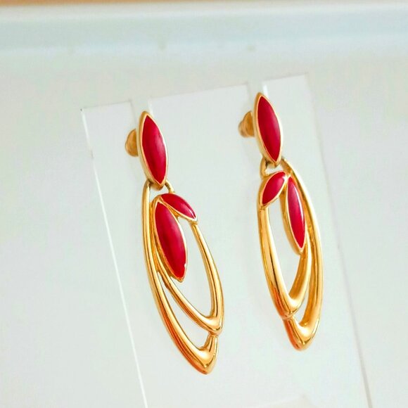 Trifari Vintage Red Enamel Dangle Earrings Gold Tone Leaf Post Drop Earrings - Picture 6 of 10